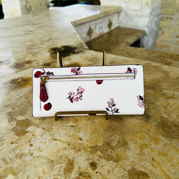 Coach Ladybug Floral Reversible Tote Handbag&wallet&wristlet NWT - Picture 12 of 12